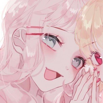 男子买东西故意贴女店主还不承认